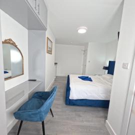 D - Stylish Double Room City Centre Sheffield
