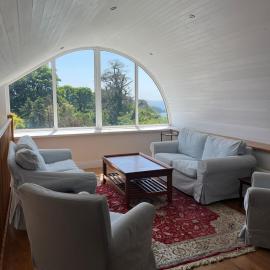 Tots Cottage - bright home in West Cork village