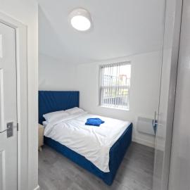E - Compact Double Room City Centre Sheffield