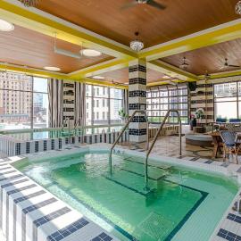 Modern 2 BHK In the Heart Of Downtown!, hotel di Cincinnati