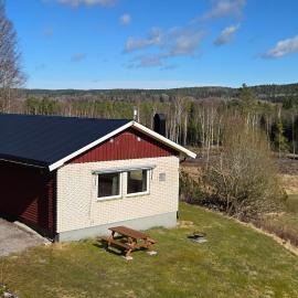 Lagom huset, hotel di Årjäng