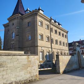 Amtsstube1892 - Übernachten im alten Gefängnis, hotel en Überlingen