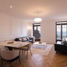The Sumptuous Balconies of the Lake