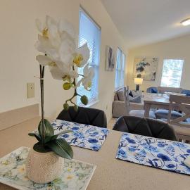 Stylish House Near UF, VA, & Downtown Gainesville, Hotel in Gainesville