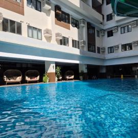 Furnished Family Condo Near IT Park and Waterfront With Pool, Wifi, Gym Access