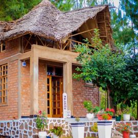 Jegestal Serenity Forest Villa Eco Nature Retreat, hotel in Manga