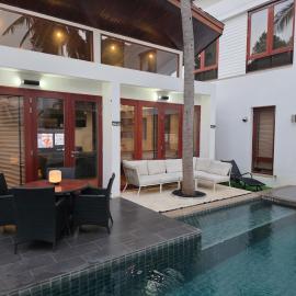 Pranaluxe Pool Villa ORG, hótel í Pran Buri