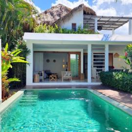 Casa Lowen Villa with Private Pool, 6 minute Walk to Beach