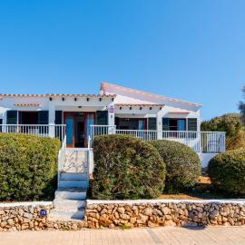 Ocean-view house, ideal for families, готель у місті Бінібека