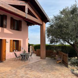 Il Giardino di Bronto-lo, hotel v destinaci Crosare