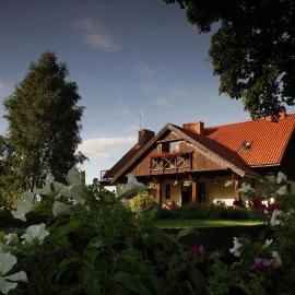 Siedlisko Kuhnort - Dziewiszewo, hotel v destinácii Giżycko