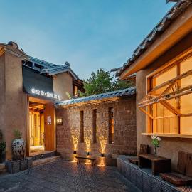 Shaxi Ancient Town丨Nanxi Homestay 沙溪古镇丨楠溪民宿, hotel u gradu Diannan