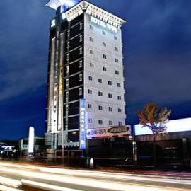 Luxury Hotel, hotel u gradu 'Osan'