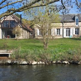 Les Pieds dans l'eau, bercé par l'Avre