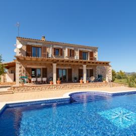 Idyllische Natur-Finca mit 12m Pool & Meerblick