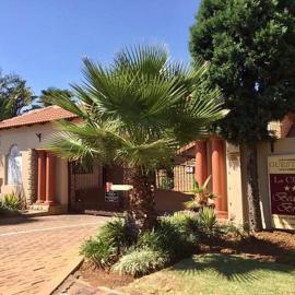 Cozmo Guest House Meyersdal, hotel a Alberton