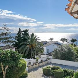 Bungalow with seaviews in Moraira, hotel en Teulada