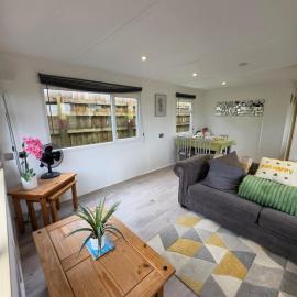 Featheredge Lodge, hotel in Wells