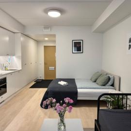 Easy Stay Rooms & Apartments near Airport, hotel i Vantaa