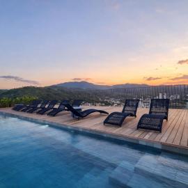Viesnīca Loft 1812 - 200m Vila Germânica Piscina-Garagem pilsētā Blumenava