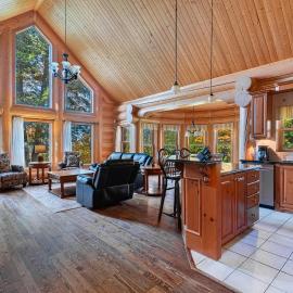 Fiddler Lake Resort - Rabbit 12: Mille-Isles şehrinde bir otel