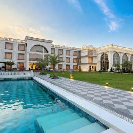 Orchha River Stone Resort、オルチャのホテル