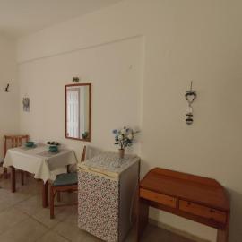 Vangelis rooms, hotel a Pitsidia