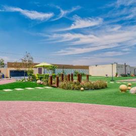 Spacious farmhouse villa for families BBQ and 10 extra matresses, hotel in Ras al Khaimah
