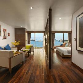 Cat Ba Paradise Hotel - Sky Bar & Massage