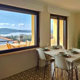 Ca Dla Nella Casa Vista lago balcone e aria condizionata, Hotel in Viverone