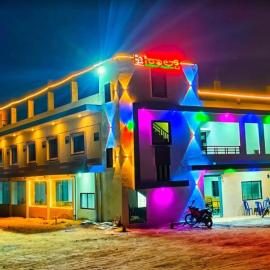 Salt Restaurant and Lodging, hotel a Navalgund