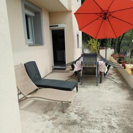 Les Butineuses, hotel em Rompon