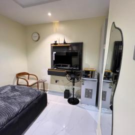 Studio apartment in Surulere