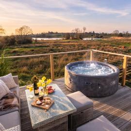 Belturbet में, होटल Waterside Cabin