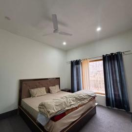 Dod gu Yongs Khil, hotel sa Karu