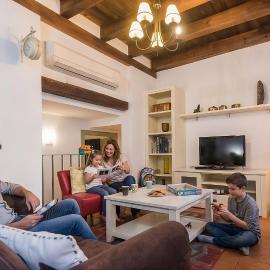 La Hospedería de los templarios - Apartamentos Aloha Toledo โรงแรมในโตเลโด