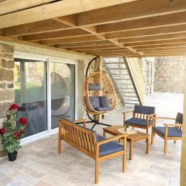 La Manch'hôtes, hotel u gradu 'Domjean'