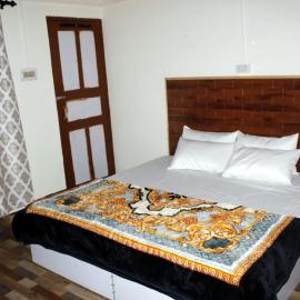 Maheshwari Homestay, hotel a KumhÄrsain