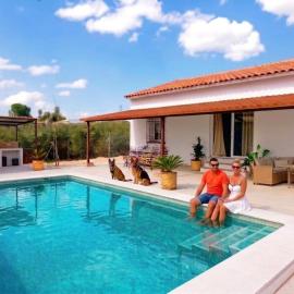Tus Casitas Rurales, hotel a La Carlota