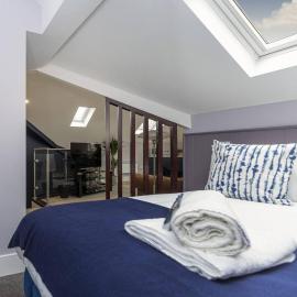 Luxury modern Loft apartment by Bootique, hotel a Wakefield