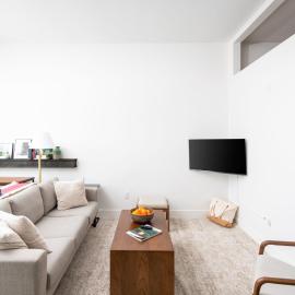 Modern Luxury 1BR Apt with Rooftop, Gym, and Parking