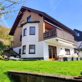 Ferienwohnung Bockshecker, хотел в Ункел
