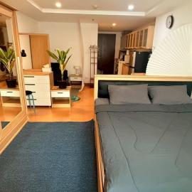 Kuma House Asoke, hotel v mestu Bang Kapi