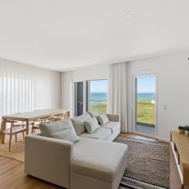 Atlantic Apartments, hotel in Santa Cruz