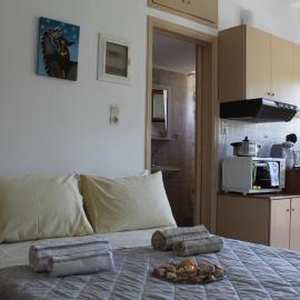 Vakis Apartments 2, hotel Romanóban