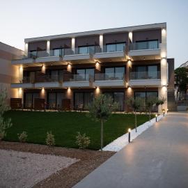Sithonian Sunset Luxury Apartments, hotel v destinácii Skála Nikíta