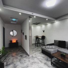 Casa Antić Große Moderne 50qm Wohnung direkt im Zentrum WLAN ist Kostenlos 1-4 Personen, hotel u gradu Zalfeld