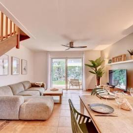 Cozy and Spacious 2-BR Home in Anse Marcel - Garden, 3 Pools, Beach, hotel ad Anse Marcel