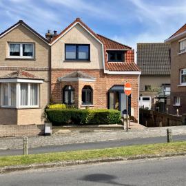 VILLA MICHRY Koksijde 4 adultes 2 enfants proche digue et centre