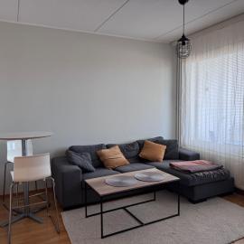 Peaceful home - Sauna, parking space, balcony, wifi, viešbutis mieste Kerava